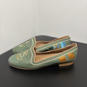 Jon Josef women's green canvas closed toe flat pump shoes size 7.5B‎